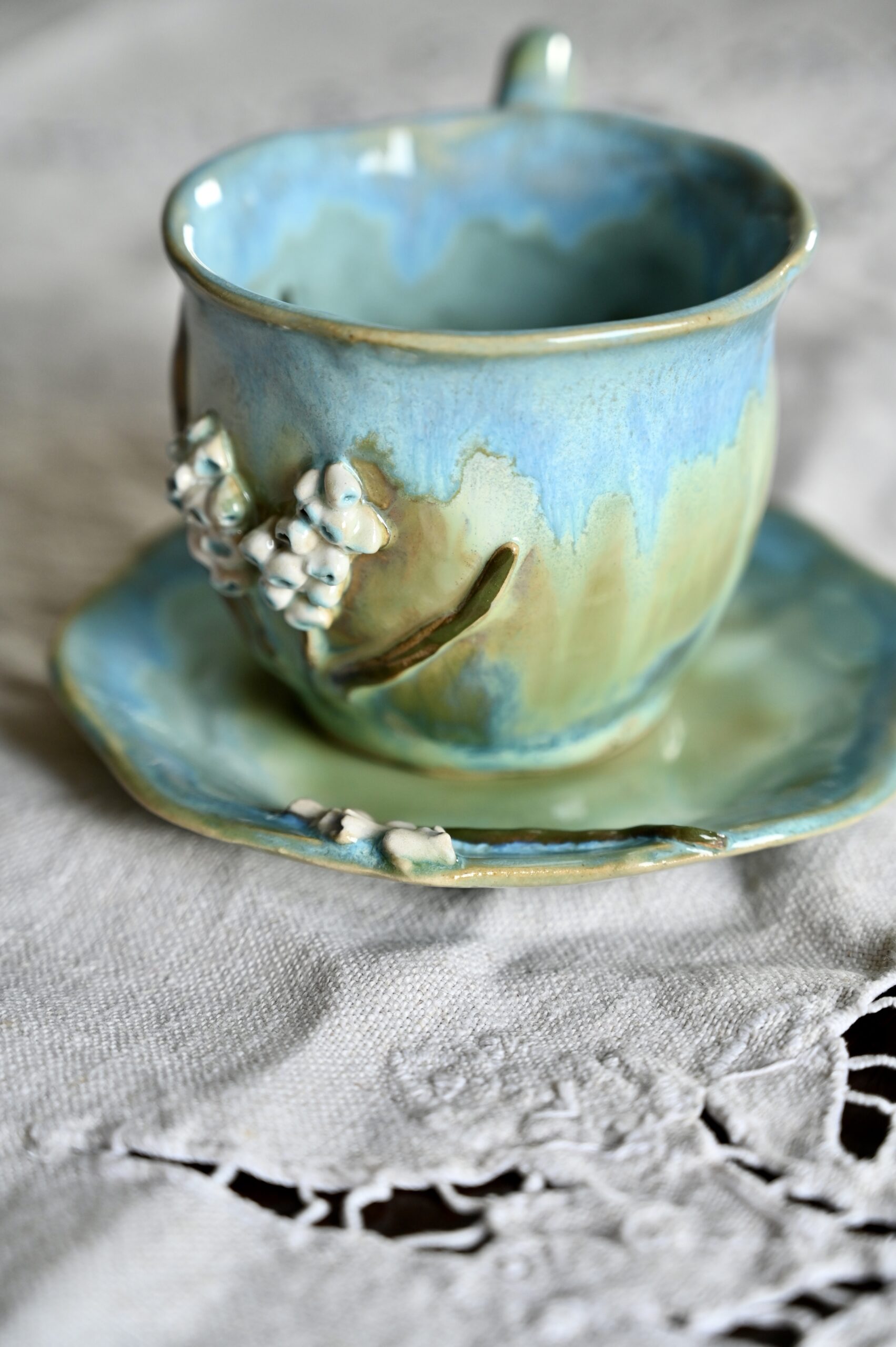 Filiżanka "Biały Szafirek" - obrazek 2