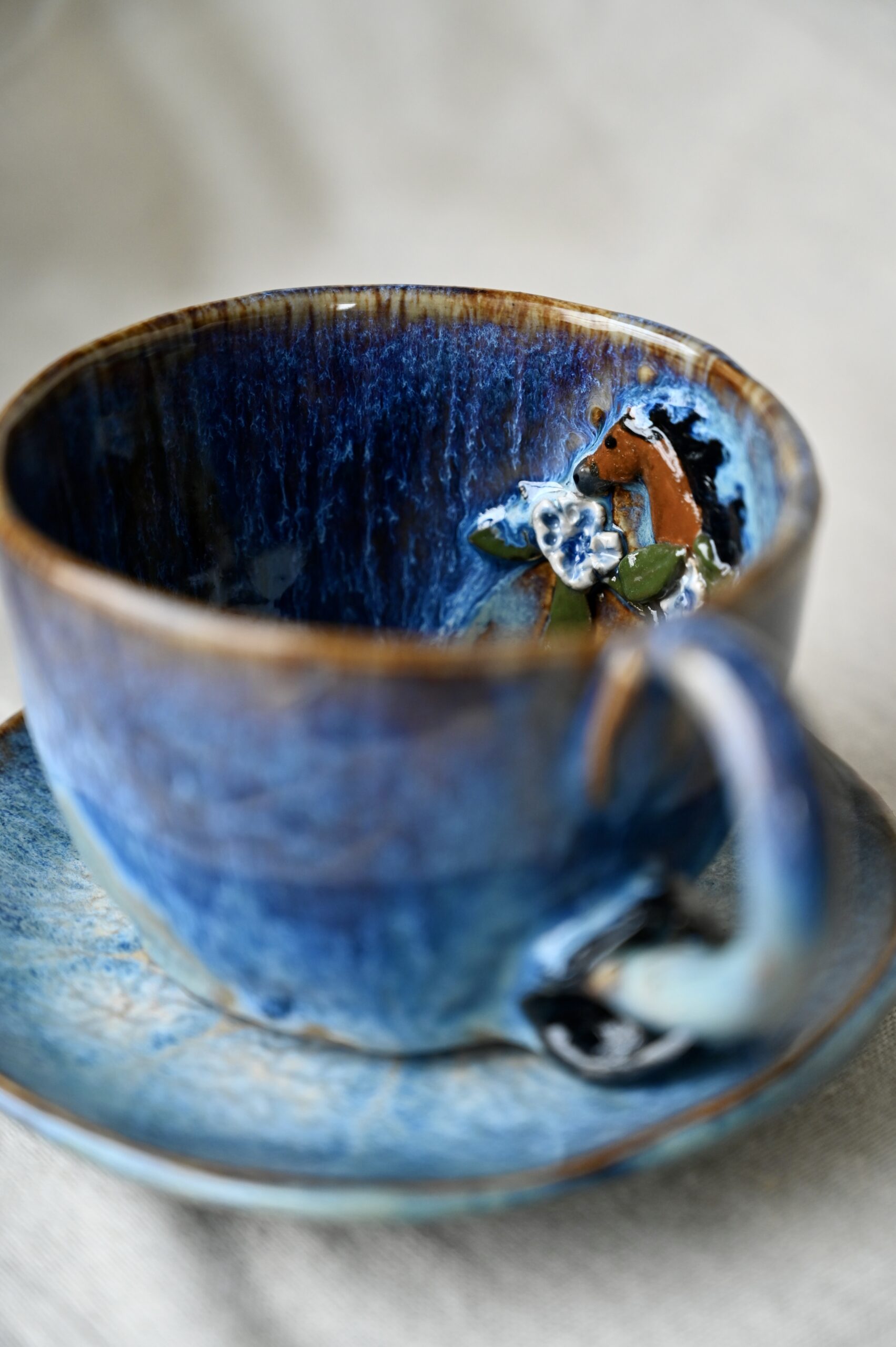 Filiżanka „Tętent Kopyt” - obrazek 2